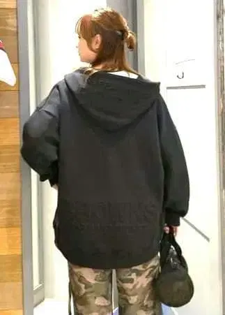 신상 엠보싱 BIG ZIP 후드티 블랙 FREE 6930엔 UNISEX