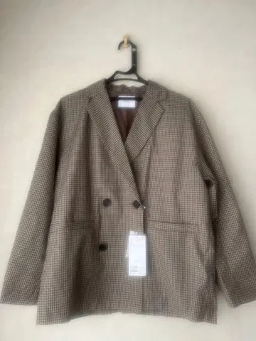 [ 미사용 새상품 ] discout 체크 무늬 자켓 (브라운)