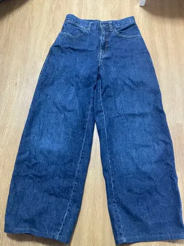 UNIQLO U 스트레이트 데님 다크 블루