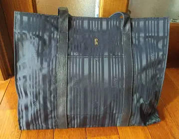 로베르타 숄더 토트백 네이비