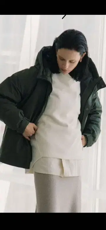 어반 리서치 서니 라벨 후드 부착 다운 자켓 올리브 미사용 새상품