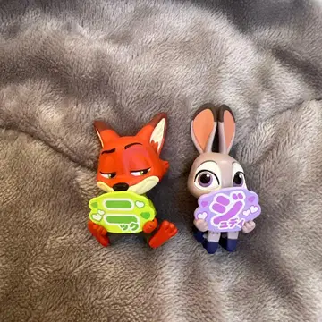 주토피아 닉 와일드 & 주디 홉스 피규어