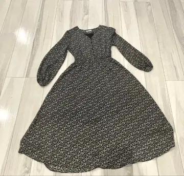 [ 새상품급 ] 프레이 아이디 꽃무늬 롱 원피스 긴팔 올 패턴