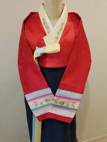 화학 섬유 얀단 빨간색 저고리