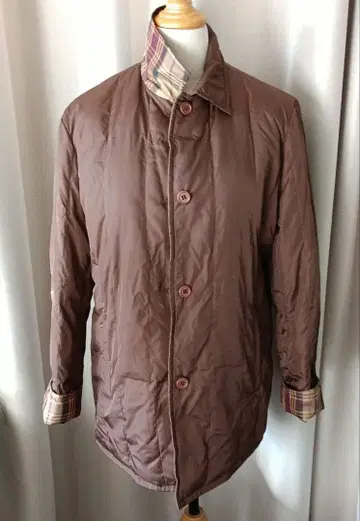 리버서블 다운 자켓 브라운 체크 무늬