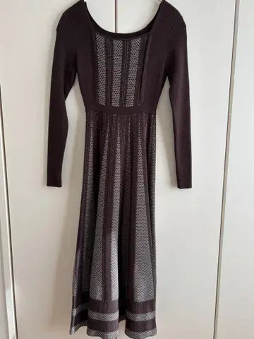 다크 브라운 긴팔 니트 원피스 F