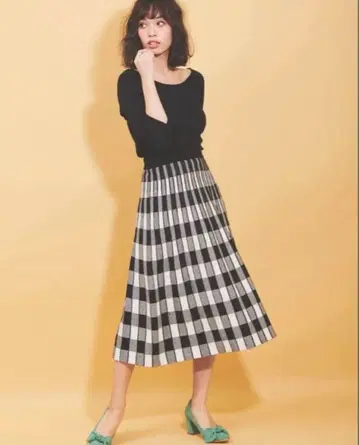 트란테안 니트 원피스 블랙 체크 니트 원피스