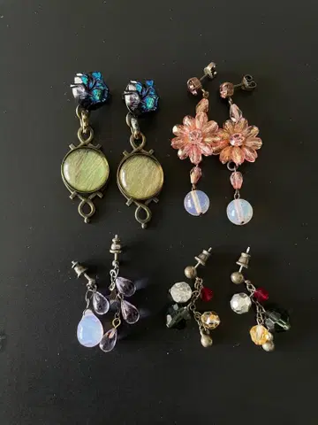 H.P. FRANCE 아쉬페프랑스 앤티크 귀걸이 4세트