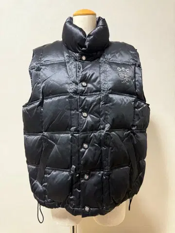 MCM 블랙 나일론 다운 베스트 OTC