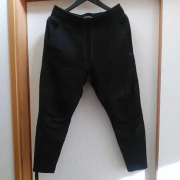 G-STAR 블랙 조거 팬츠 맨투맨 소재