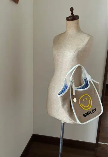 스마일리 페이스 숄더백