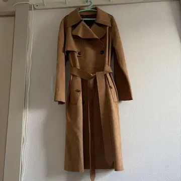 트렌치코트 택 포함 새상품 L 사이즈 바나나리퍼블릭 스웨이드 느낌 카멜