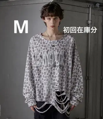 올 패턴 큐빅 그래픽 롱 T