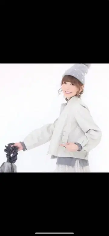 앤드러브 새상품 스탠드 프릴 인조 가죽 블루종 3L 완판템