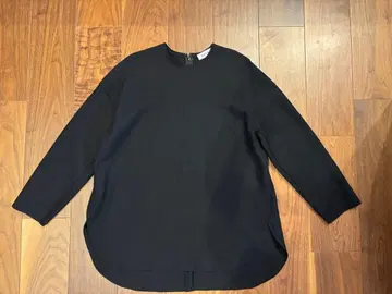 SACRA 사쿠라 부클레 미들 울 풀오버