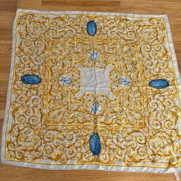 NINA RICCI 니나리치 빈티지 스카프