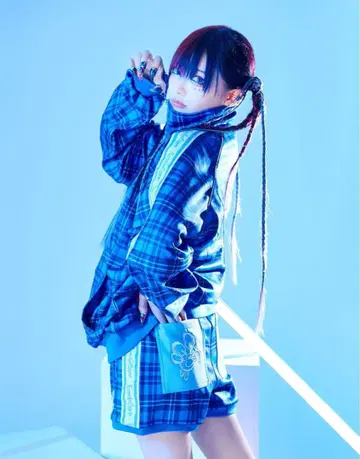 GrrrtheLipper 갈루루자립퍼 만신창이 저지 블루