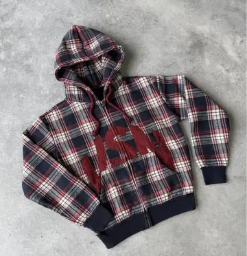 808.vision 후드티 완판템 카츠키군 착용