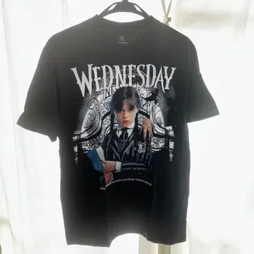 웬즈데이 t셔츠 XL