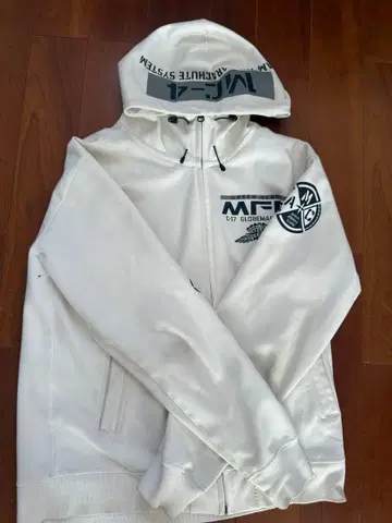 아비렉스 avirex 밀리터리 캠프 화이트 후드 부착 후드티