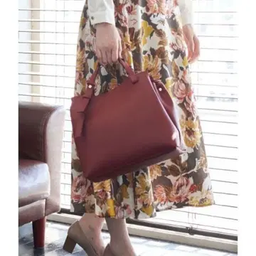 로페피크닉 파사주 [경량] 미들 토트 & 숄더백 레드 계열