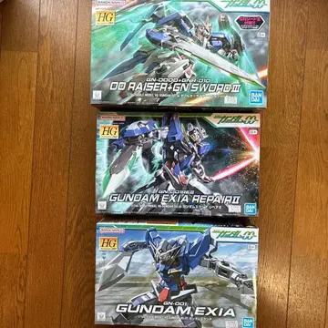 HG 건담 프라모델 OO 라이저 & 엑시아