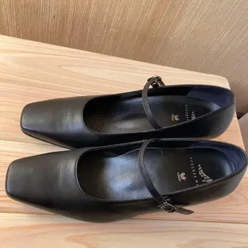 와코루 서세스워크 블랙 스트랩 포함 23.5cm EE