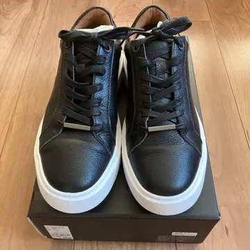 AOURE 아울 스니커즈 25.5