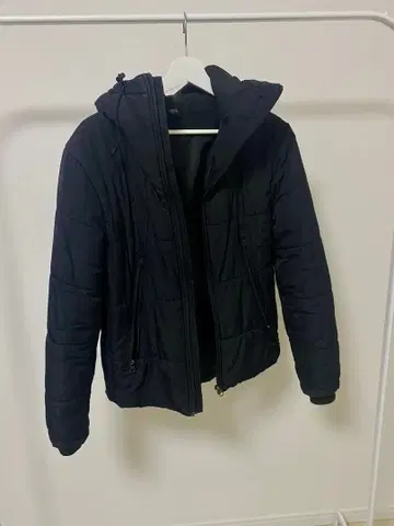 AZUL 블랙 다운 자켓 S