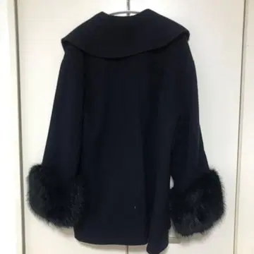 아푸와이저 리셰 울 리버 코트 네이비 소매 퍼 포함 사이즈 2