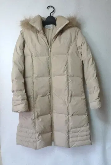 KRIZIA 크리짜 퍼 롱 다운 코트 베이지 M