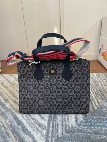 [ 새상품 ] 캐스키드슨 프레스턴 로즈 숄더백