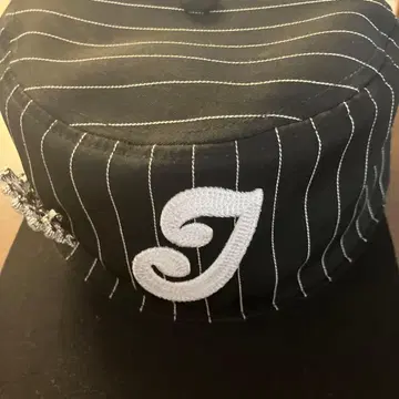 2idiots label 필박스 캡 정품