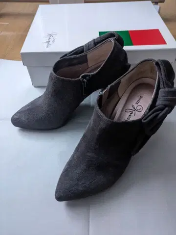 긴자 카네마츠 리본 포함 부티