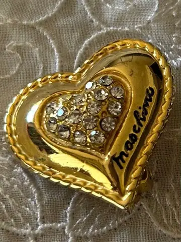 하트형 귀찌 앤티크 빈티지 MOSCHINO