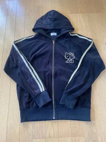 키티 벨로아 후드티 M 블랙 헤이세이 갸루