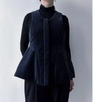 tenne handcrafted modern 벨벳 충전솜 베스트