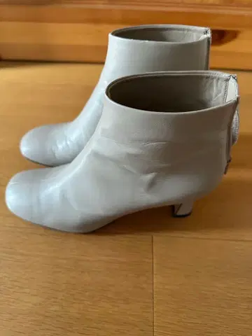 제인 스미스 숏부츠 38.5 아이스 그레이