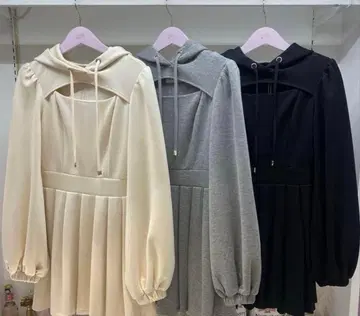 bubbles 오픈넥 맨투맨 원피스 미니 원피스 블랙