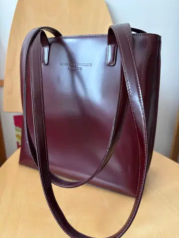 캐서린 햄넷 런던 소가죽 숄더백 와인 레드