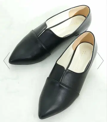 센터 슬릿 펌프스 블랙 L 24.0cm