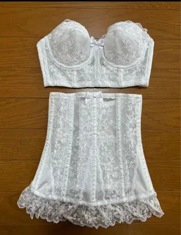 브라이덜 이너 C65