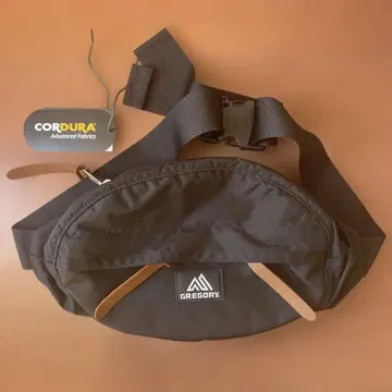 GREGORY TALMATE SV2 바디백 블랙