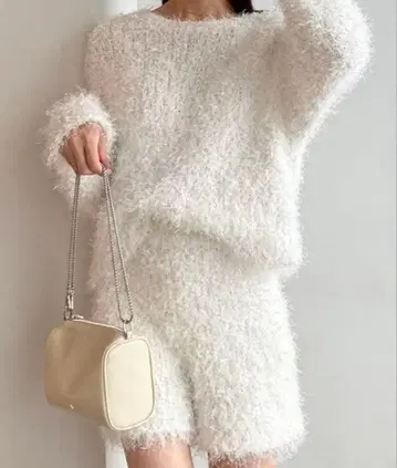 스나이델 팬시얀 니트 풀오버 화이트