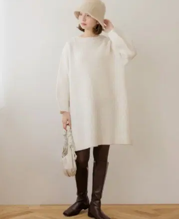 Flower 워미 니트 원피스 화이트 새상품급