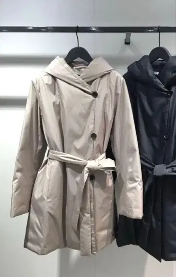 띠어리 럭스 베이지 다운 코트 38 사이즈