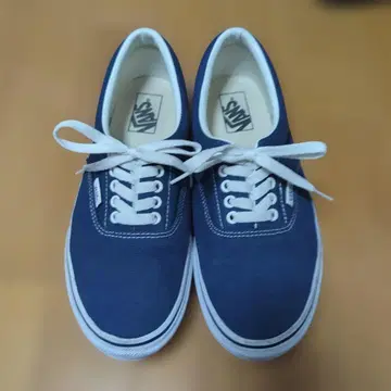 VANS 네이비 스니커즈