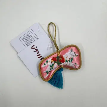 지브리파크 자수 오너먼트 회전목마 산짐승 한정판 13인의 마녀단