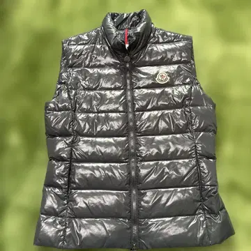MONCLER 그레이 다운 베스트