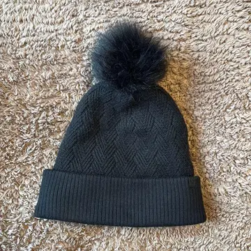 룰루레몬 블랙 폼폼 포함 니트 모자 O/S